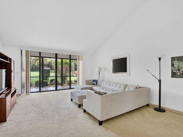 19720 Sawgrass Drive, Unit 902, Boca Raton, FL 33434