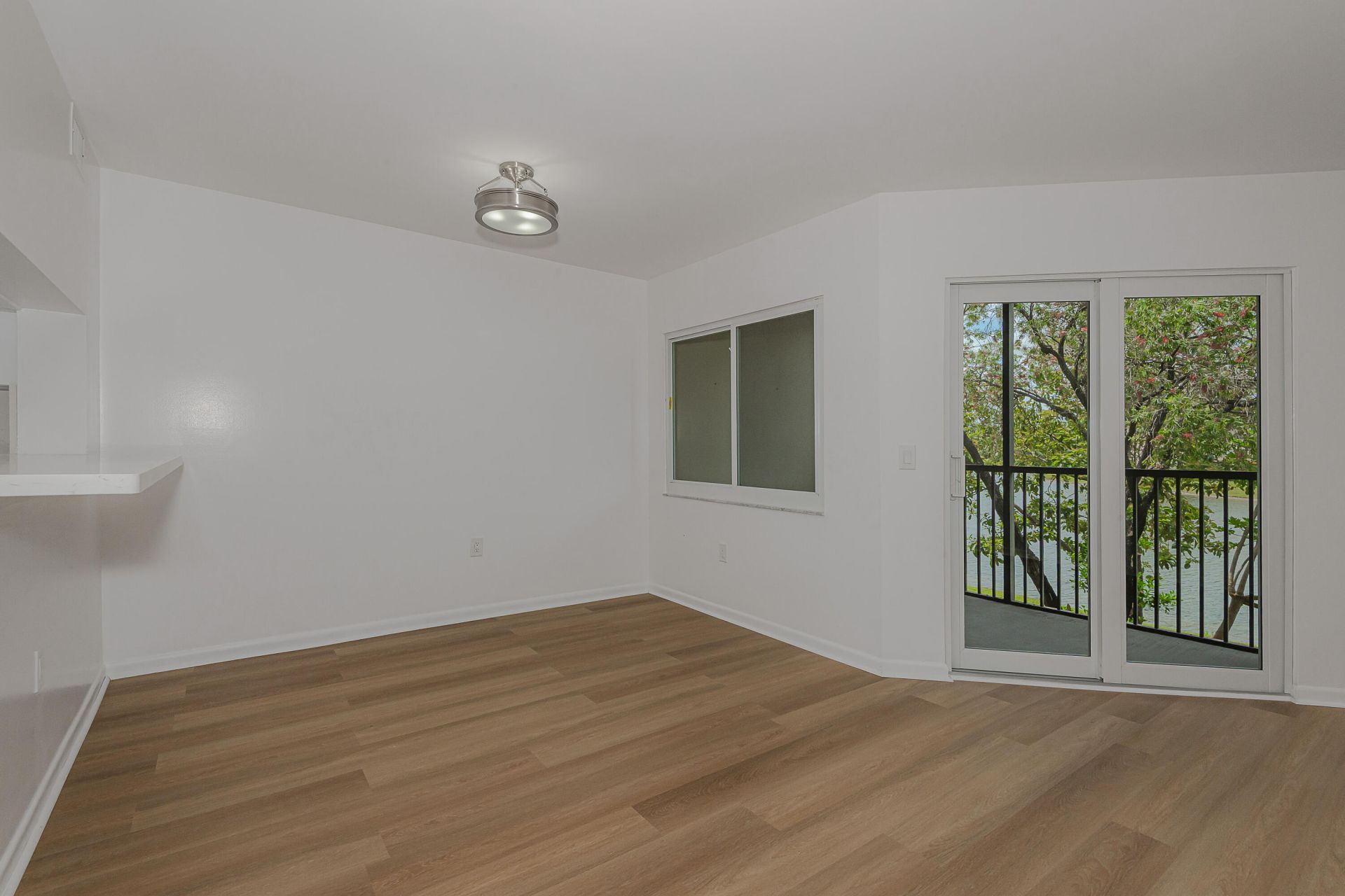 13800 SW 14th Street, Unit 211c, Pembroke Pines, FL 33027 Photo