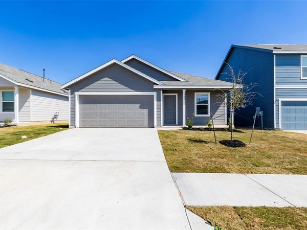 535 Paris ST, Maxwell, TX 78656