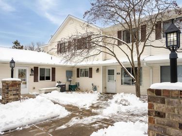 7630 13th Street N, Oakdale, MN 55128