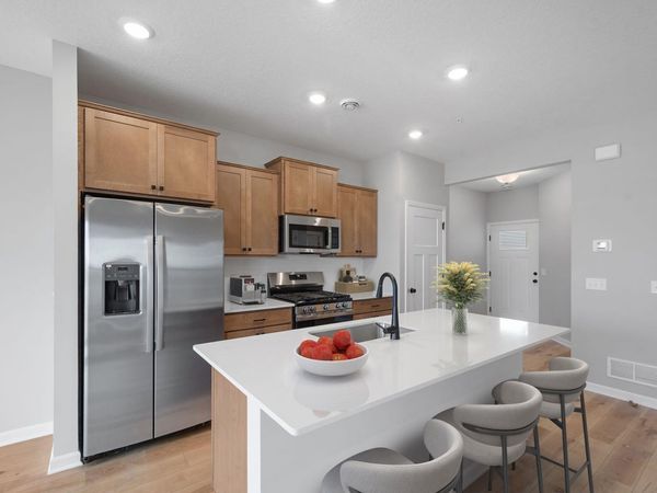 1020 130th Court E, Rosemount, MN 55068