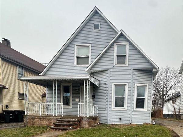 7815 Jeffries Avenue, Cleveland, OH 44105