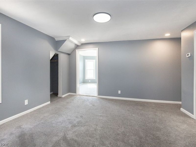 7815 Jeffries Avenue, Cleveland, OH 44105 Photo 14