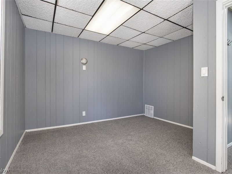 7815 Jeffries Avenue, Cleveland, OH 44105 Photo 18