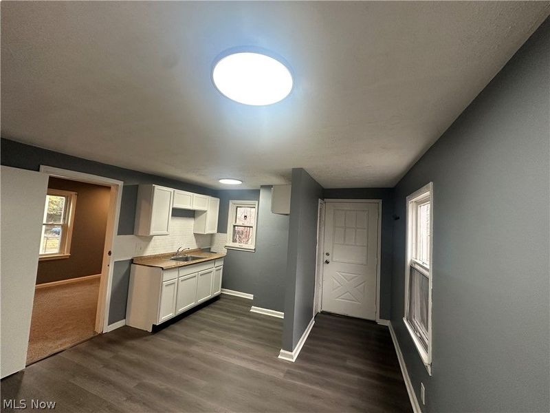 7815 Jeffries Avenue, Cleveland, OH 44105 Photo 4