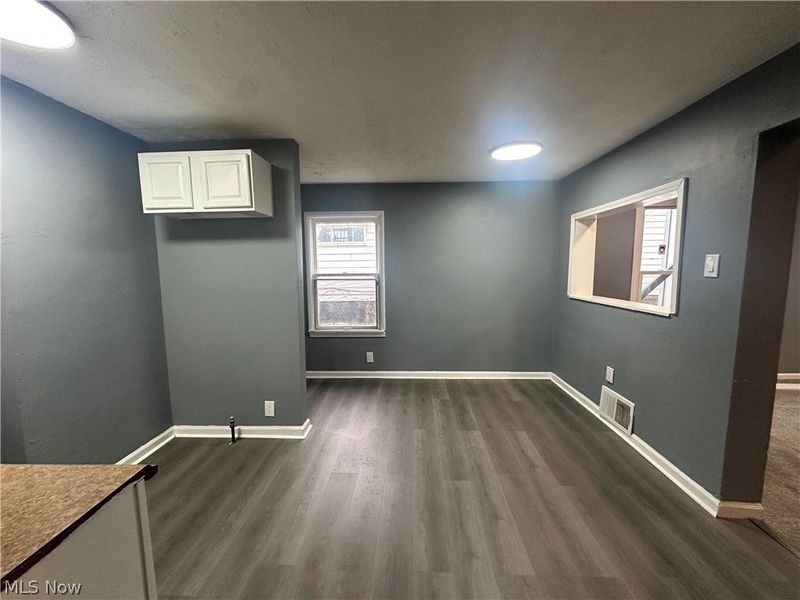 7815 Jeffries Avenue, Cleveland, OH 44105 Photo 5