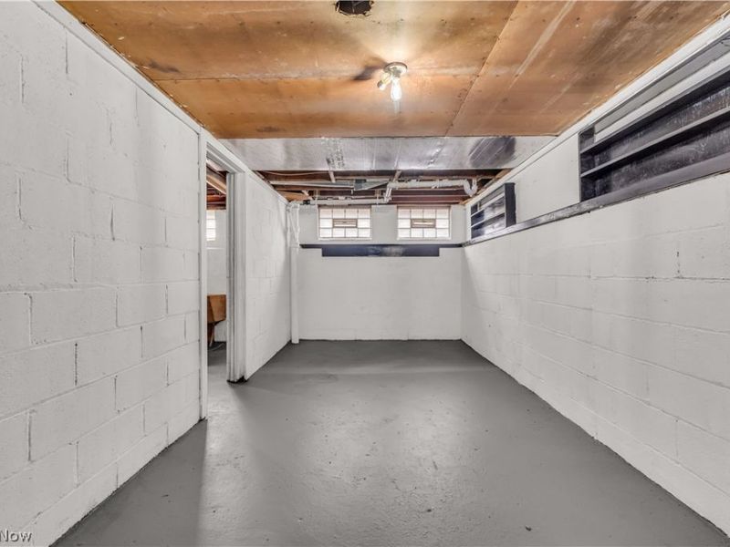 441 E 250th Street, Euclid, OH 44132 Photo 18