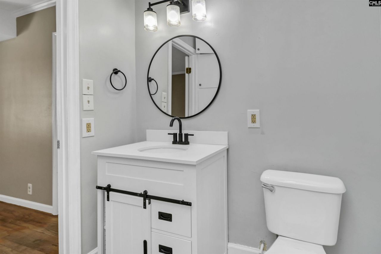 2882 Ashton Street  Photo 17