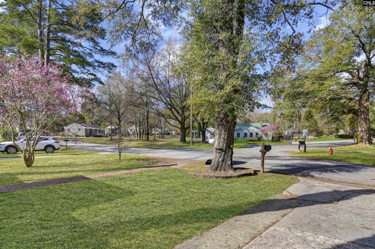 2882 Ashton Street  Photo 27