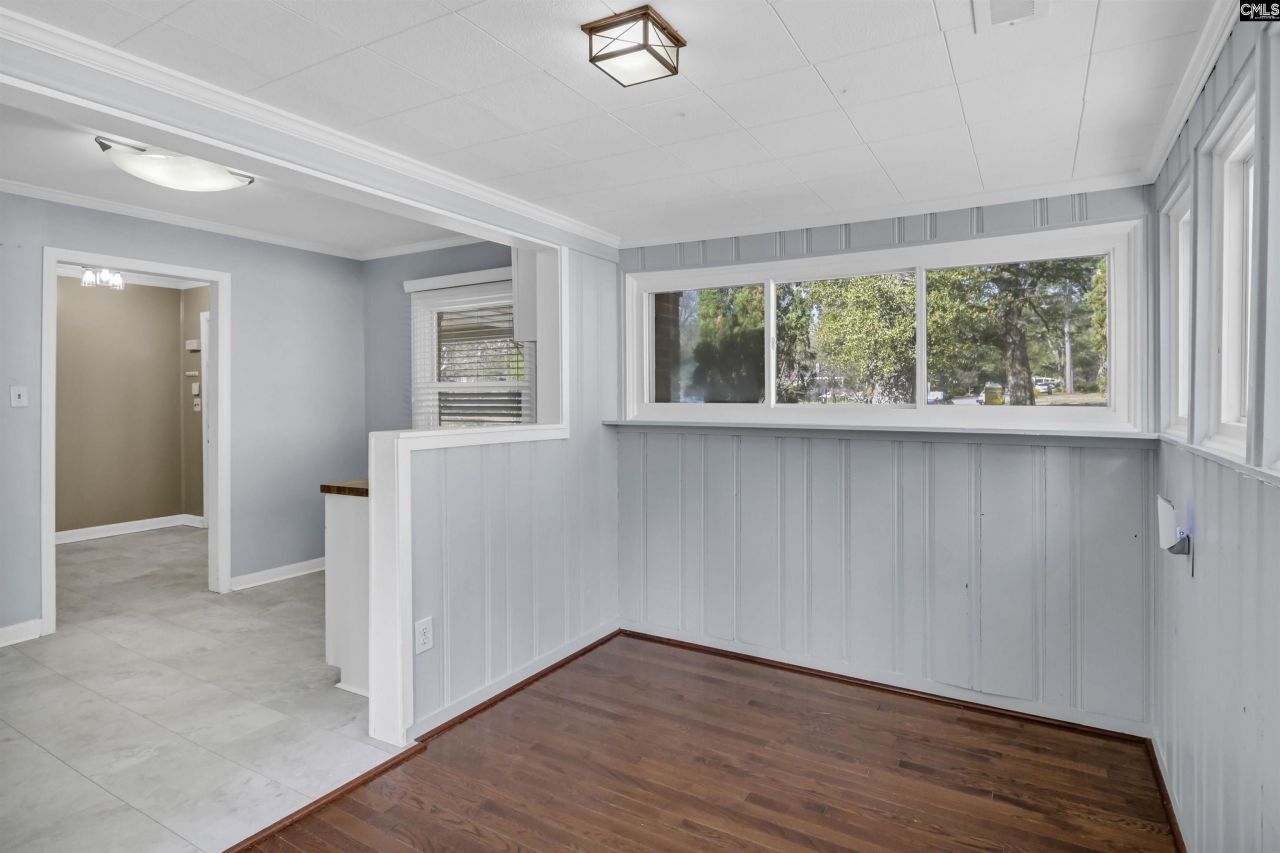 2882 Ashton Street  Photo 9