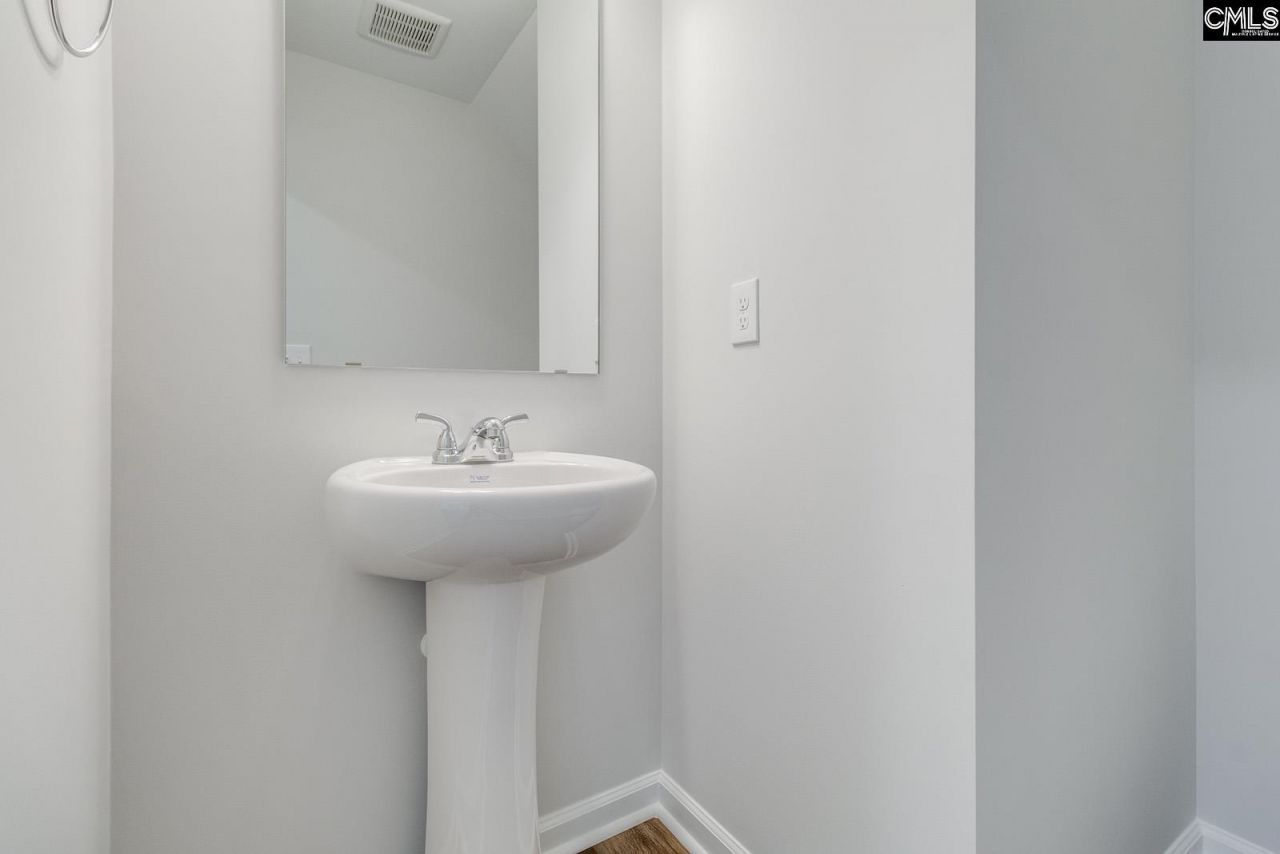 3047 Harborview Drive Photo 13