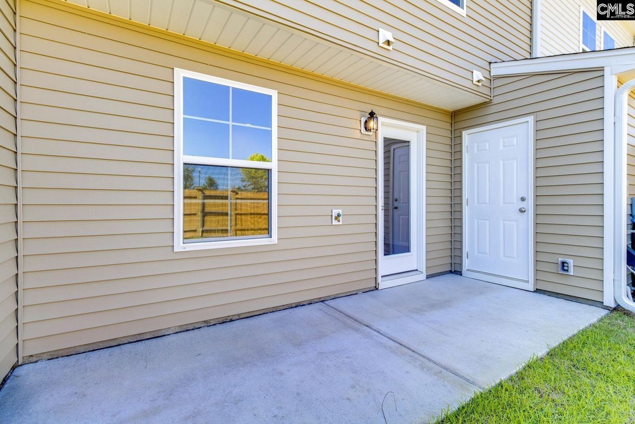 3047 Harborview Drive Photo 25
