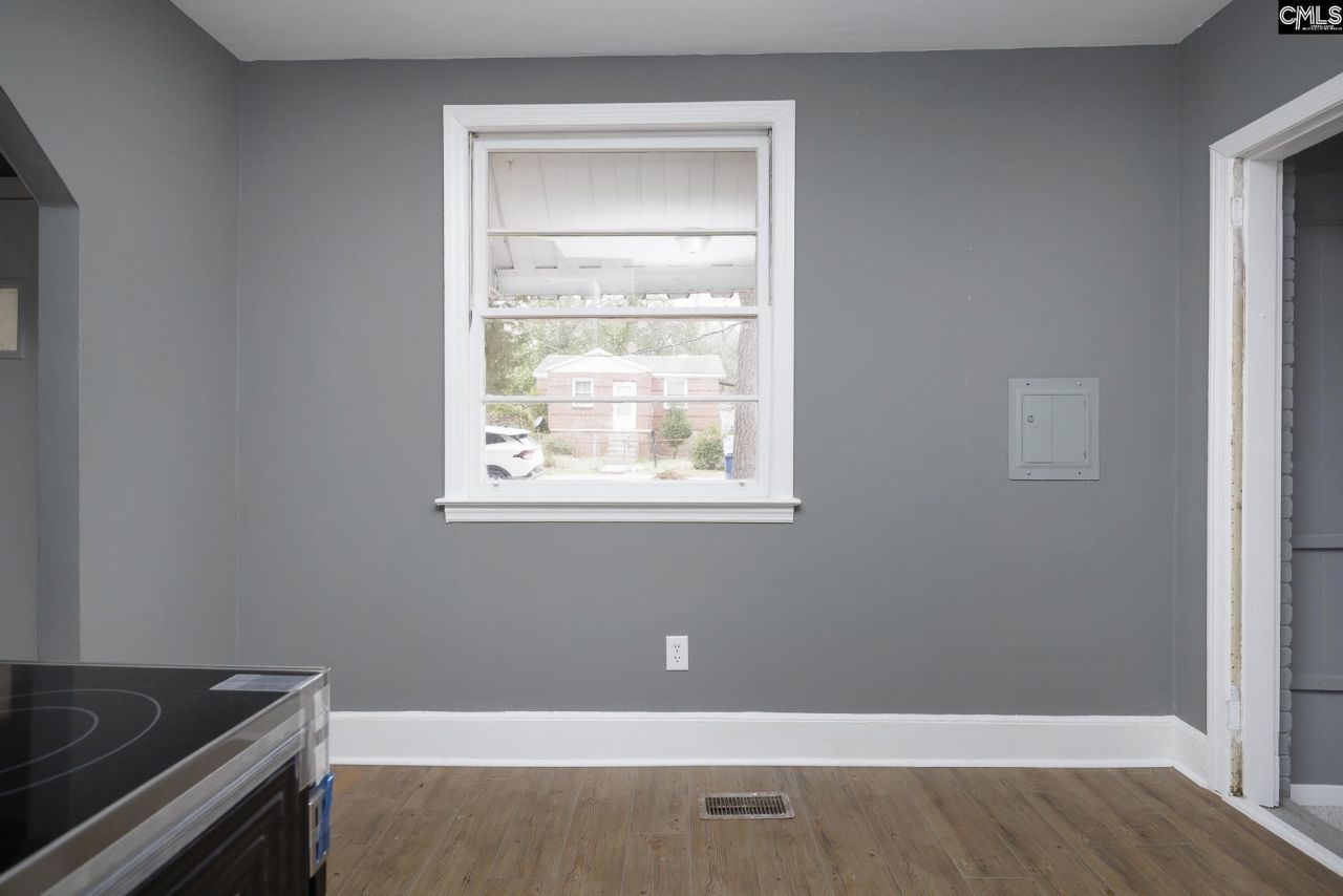 4818 Katy Street Photo 11