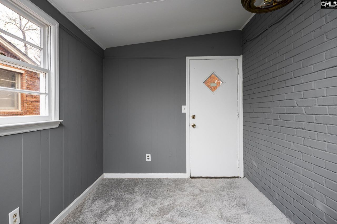 4818 Katy Street Photo 12