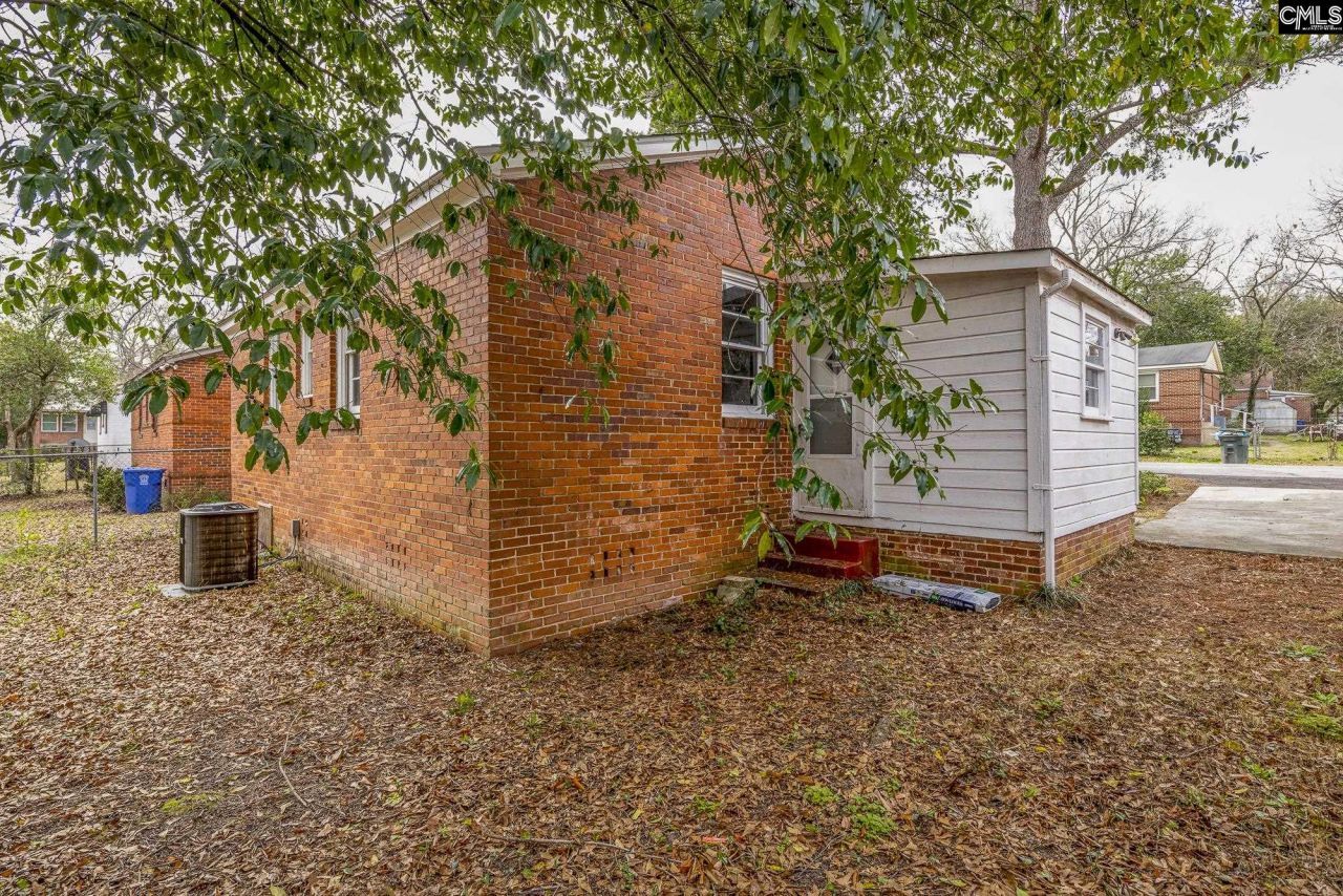 4818 Katy Street Photo 22