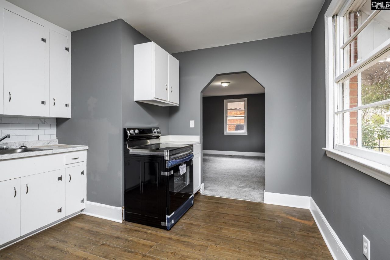 4818 Katy Street Photo 8