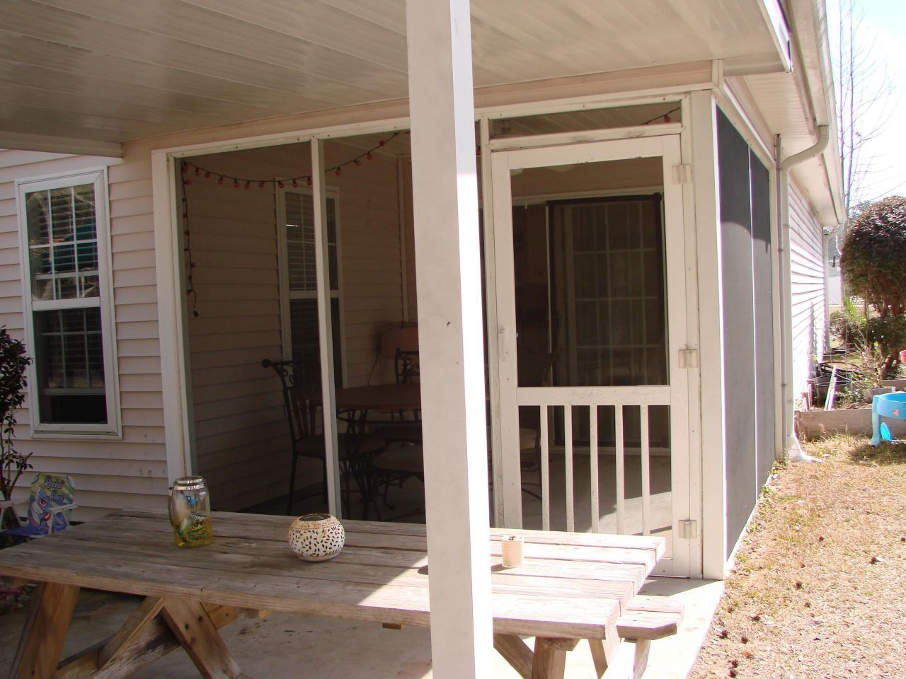 1652 Langley Dr. Photo 20