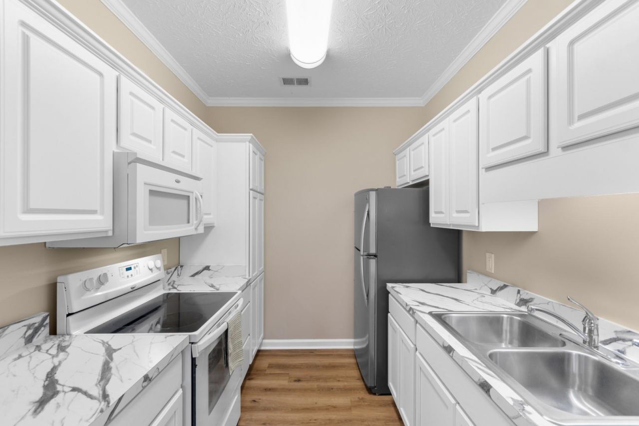 1133 Peace Pipe Pl. Photo 5