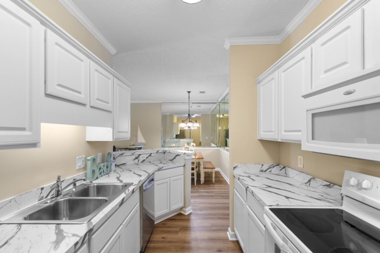 1133 Peace Pipe Pl. Photo 6