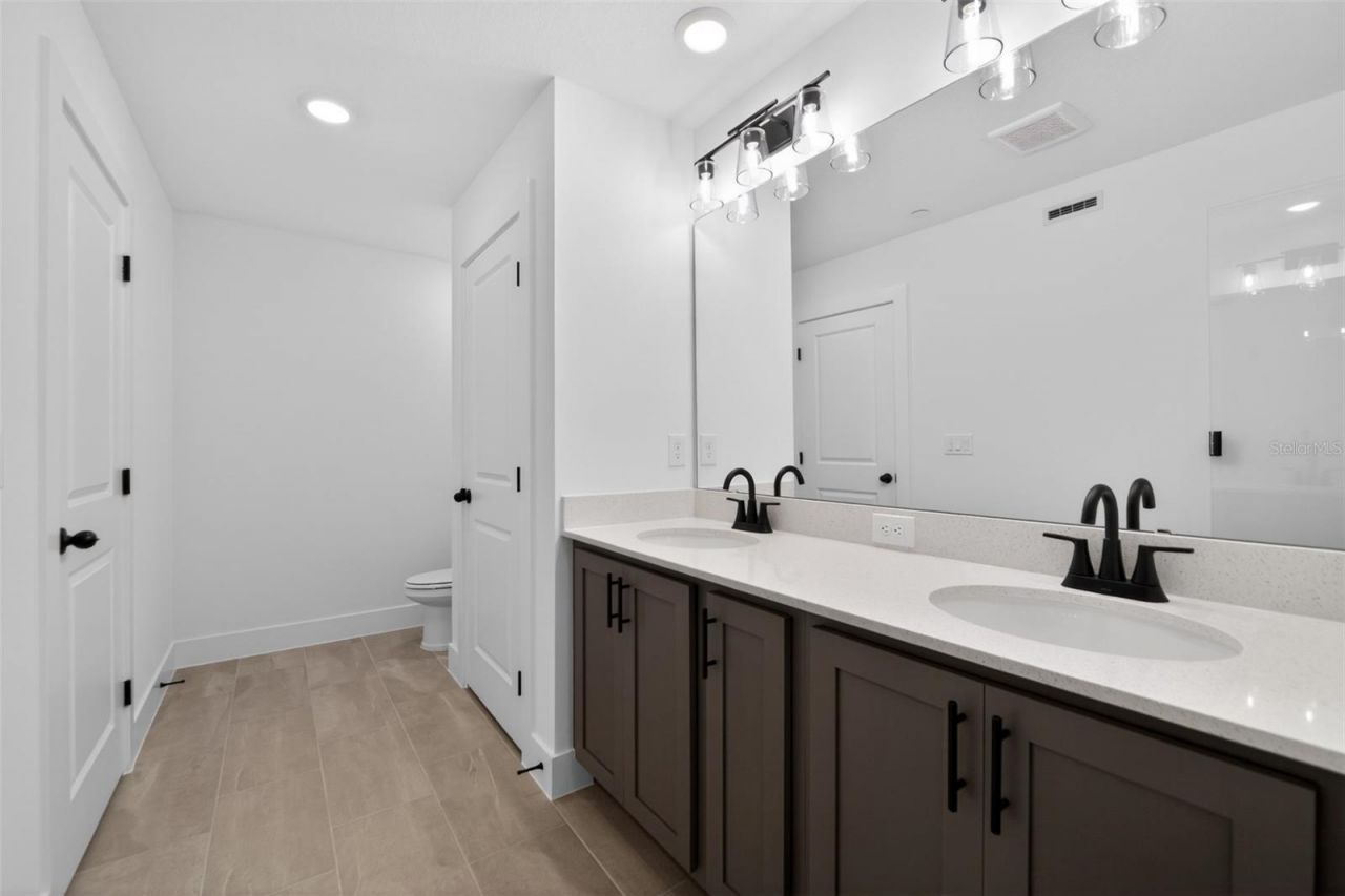 15333 Hamlin Park Drive , Winter Garden, FL 34787 Photo