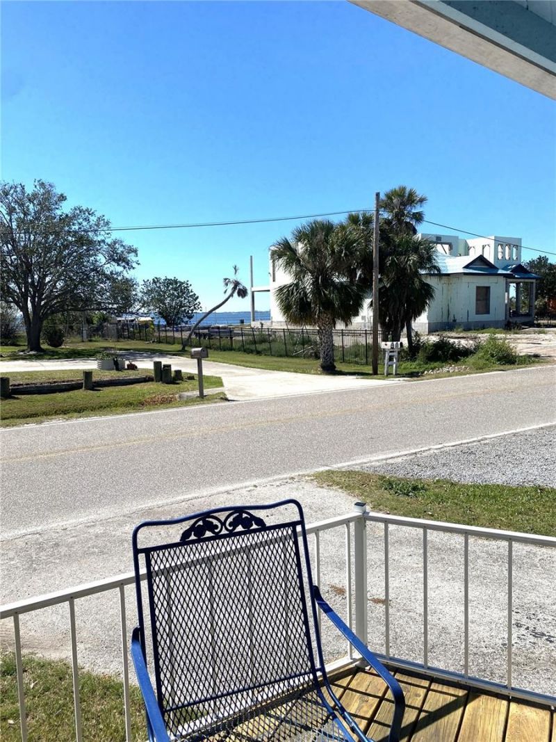 2207 69th Avenue W, Bradenton, FL 34207 Photo