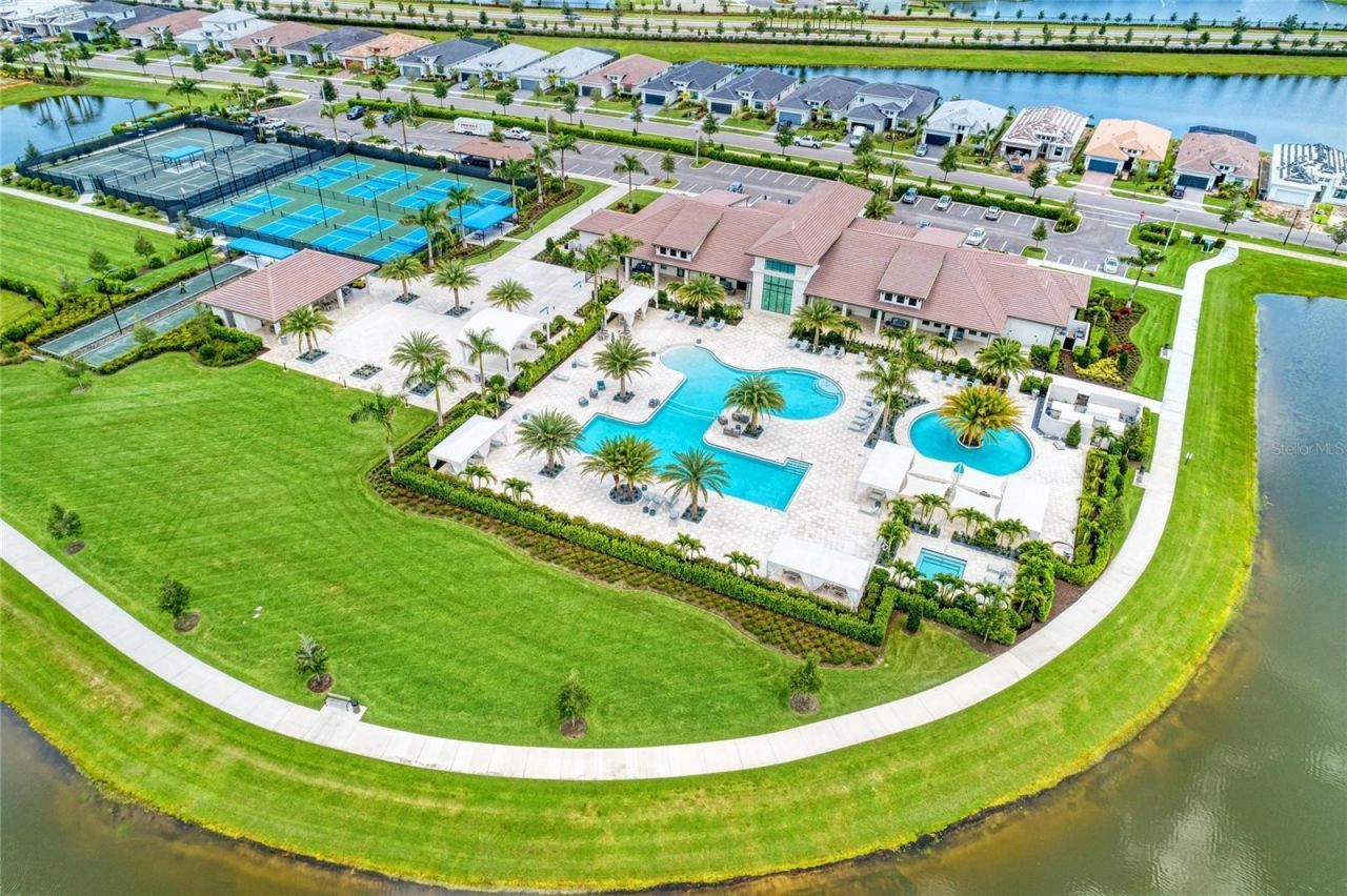 5220 Barnett Circle , Bradenton, FL 34211 Photo