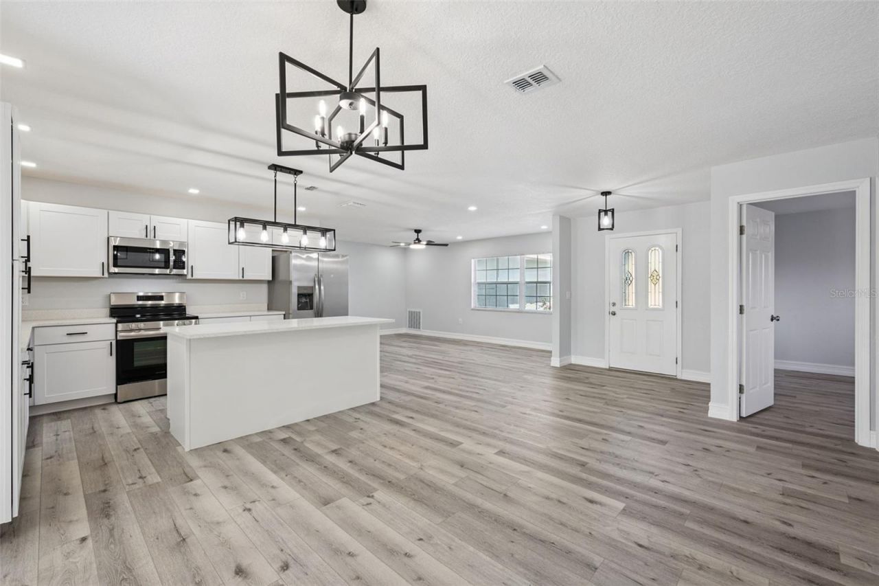 6602 Henrich Drive , Orlando, FL 32818 Photo