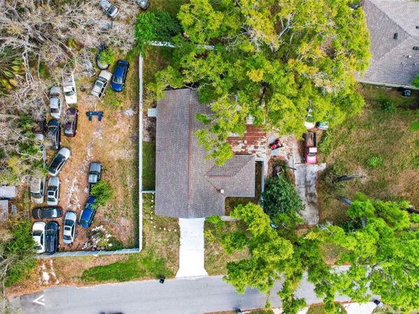 2807 LOCICERO DRIVE, TAMPA, FL 33619