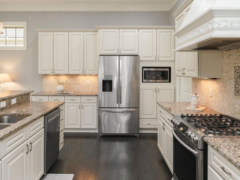 9307 Brolio Villa Drive , Dublin, OH 43016 Photo 10