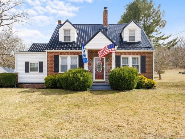 10664 Bent Mountain RD, Bent Mountain, VA 24059