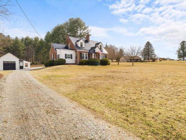10664 Bent Mountain RD , Bent Mountain, VA 24059