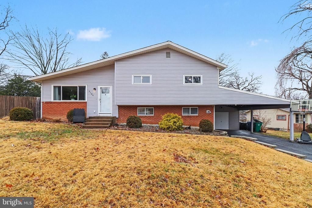 2184 Paxton Drive, Harrisburg, PA 17110 Main Photo