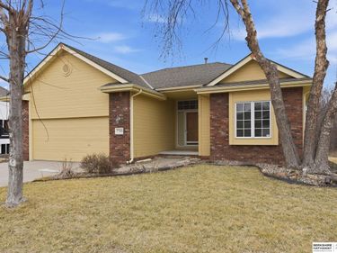 7705 S 169th Street, Omaha, NE 68136