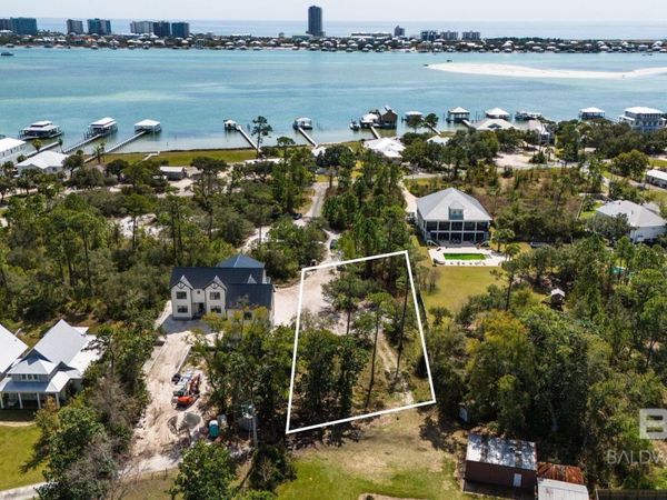 28548 Lee Avenue, Orange Beach, AL 36561