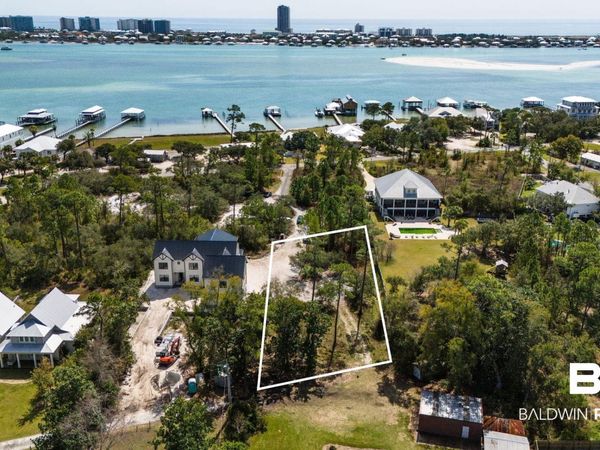 28548 Lee Avenue, Orange Beach, AL 36561