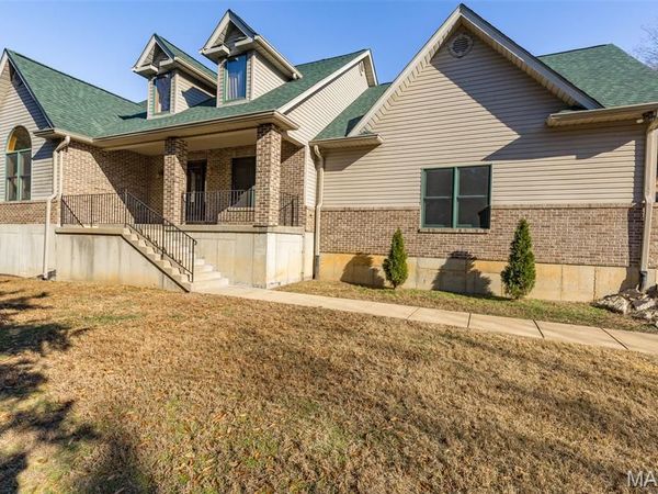 3628 Wheatfield Circle, Byrnes Mill, MO 63051