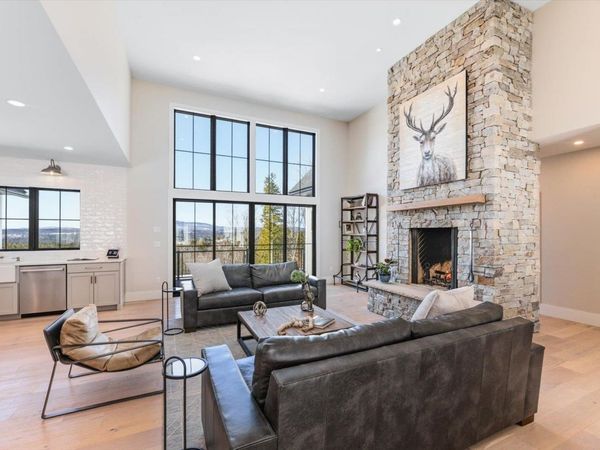 57 Cranberry Meadow Drive, Peterborough, NH 03458