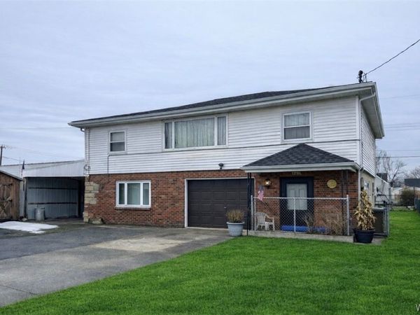 428 Kennedy Road, Buffalo, NY 14227