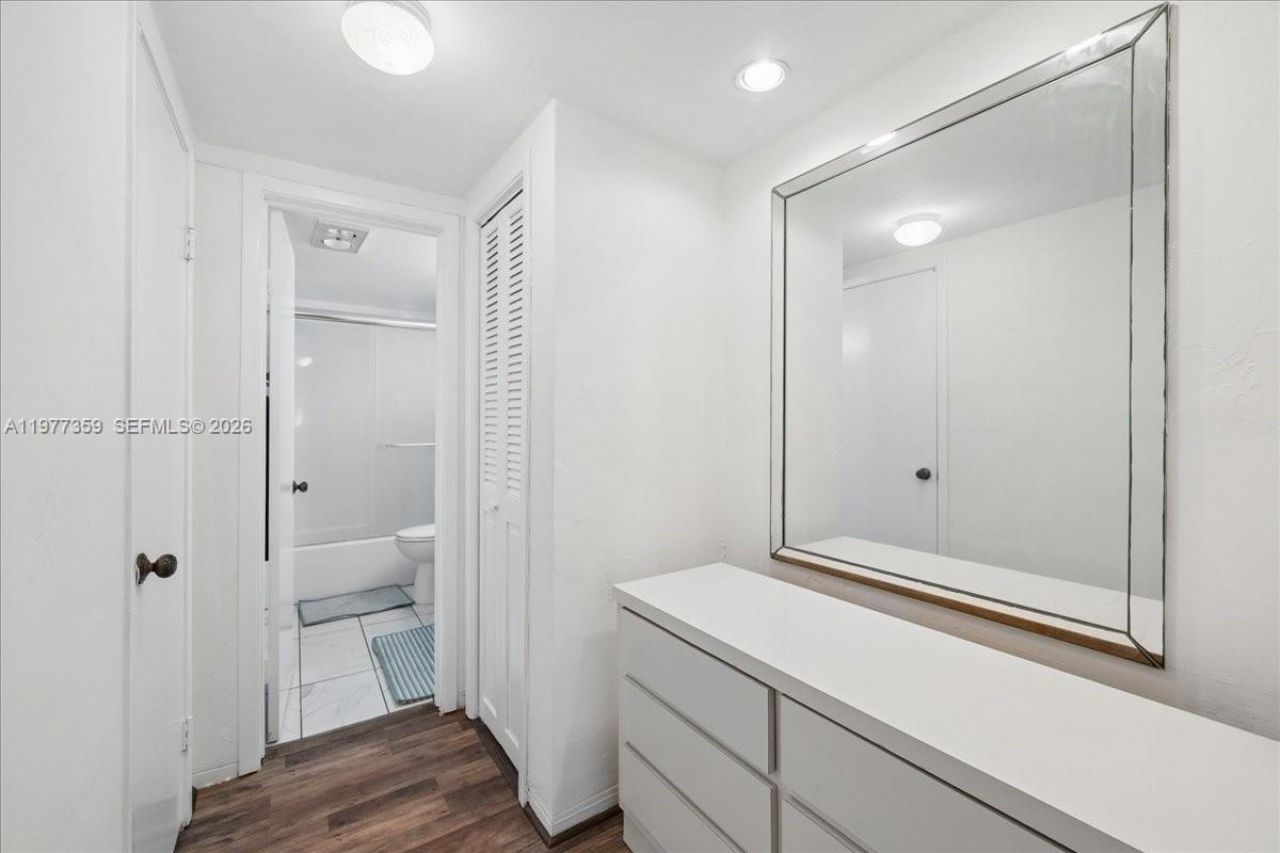 1200 Hillcrest Ct , Unit 315, Hollywood, FL 33021 Photo