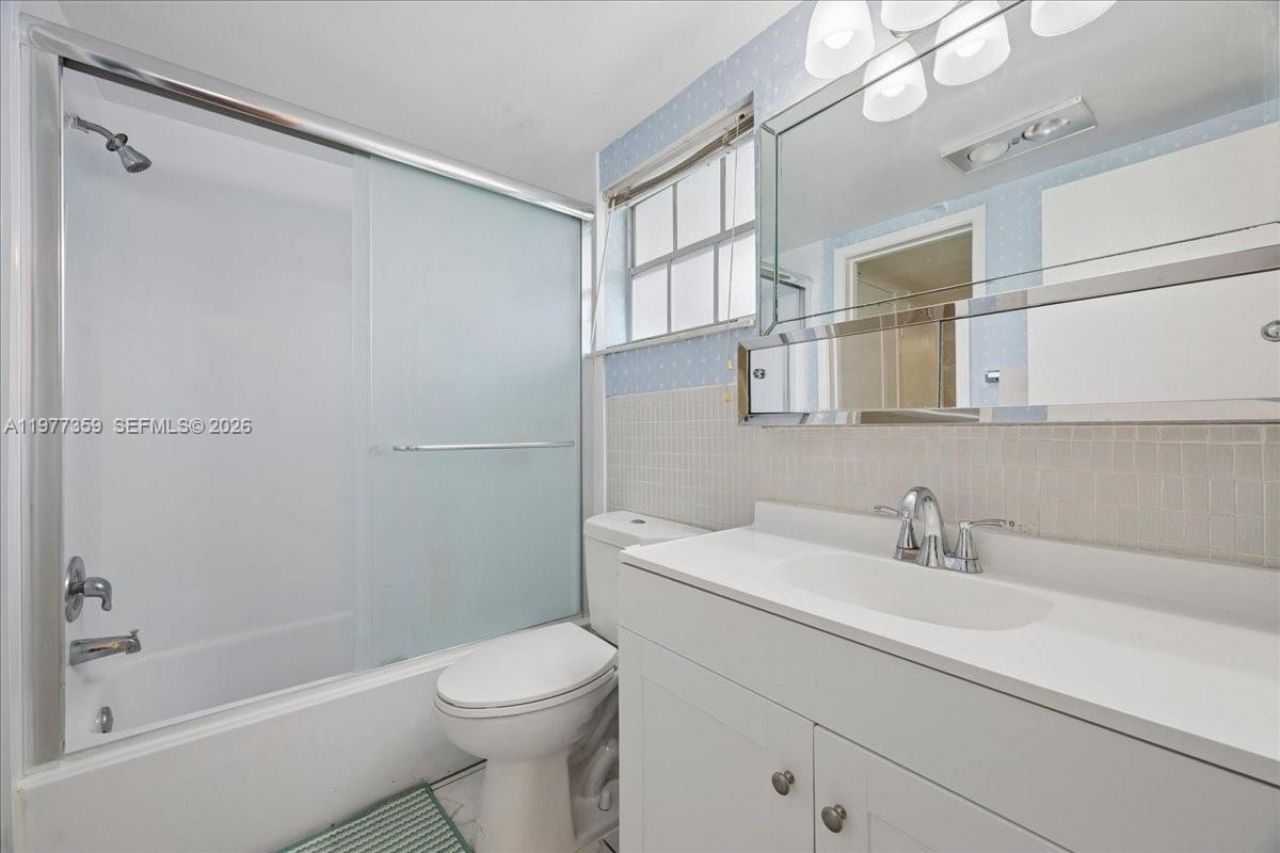 1200 Hillcrest Ct , Unit 315, Hollywood, FL 33021 Photo