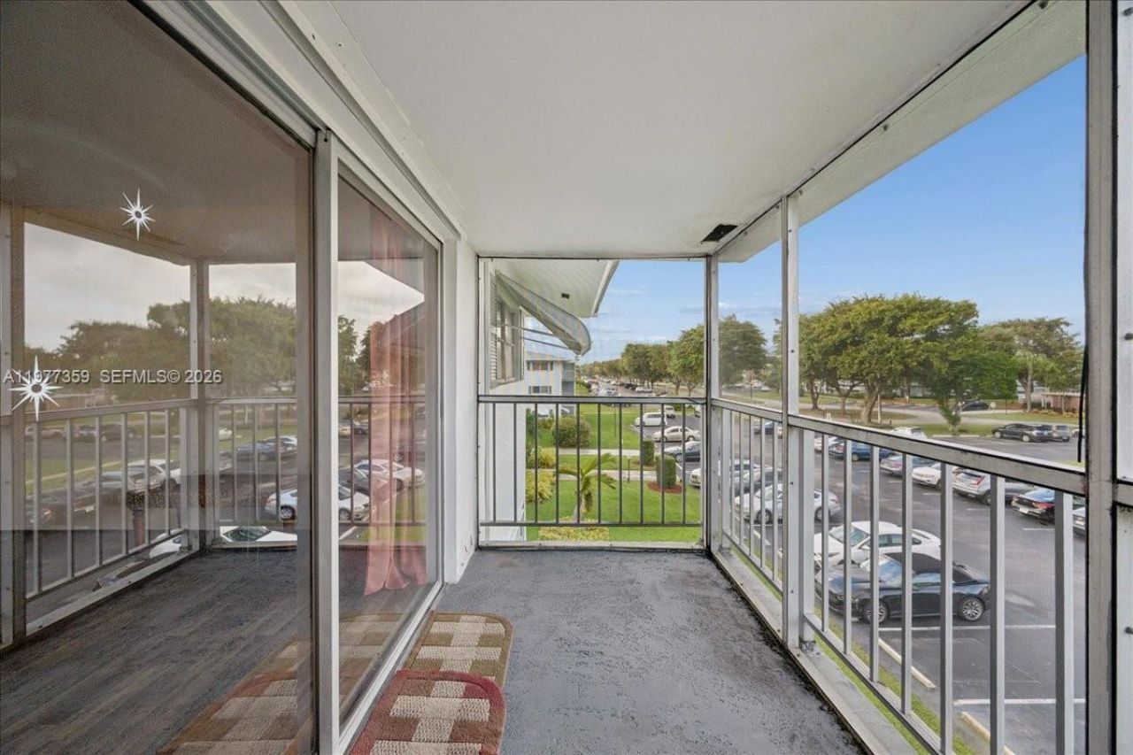 1200 Hillcrest Ct , Unit 315, Hollywood, FL 33021 Photo