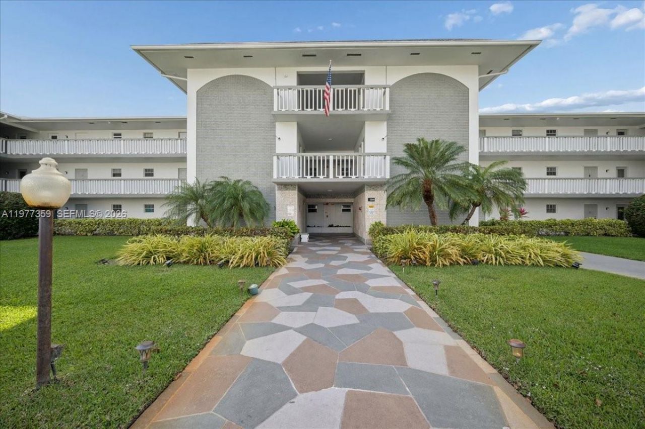 1200 Hillcrest Ct , Unit 315, Hollywood, FL 33021 Photo