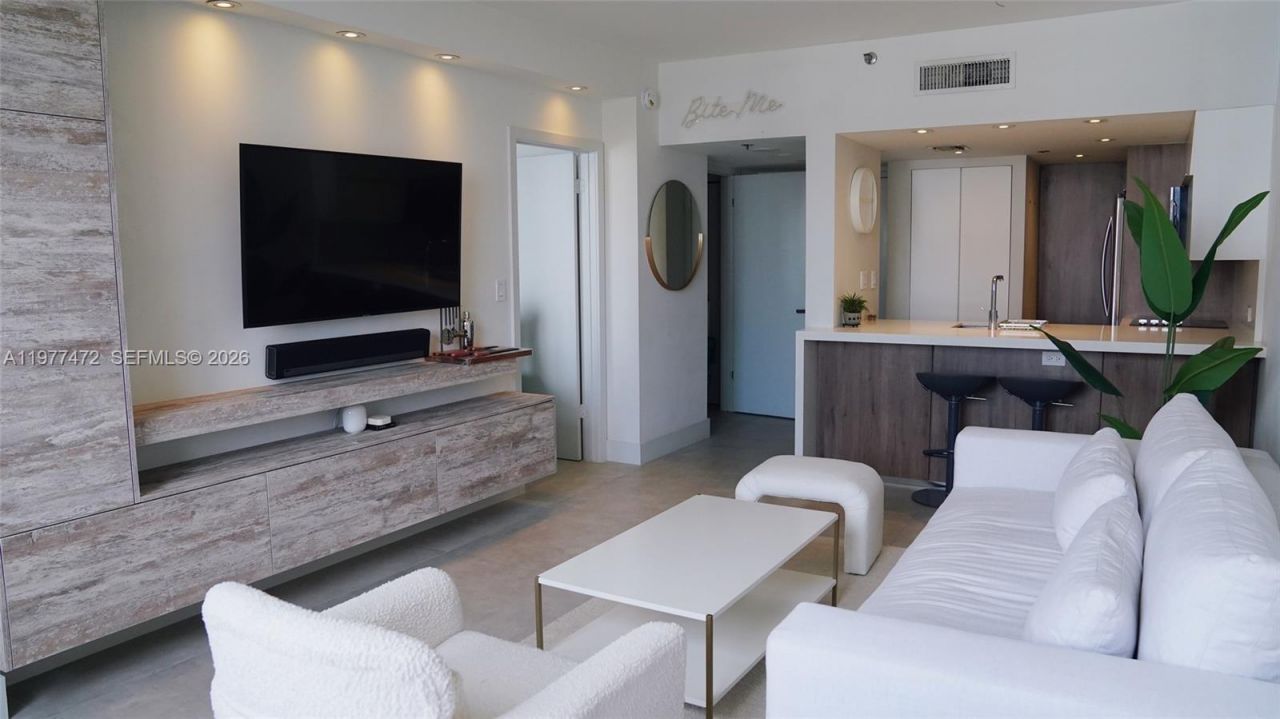 540 Brickell Key Dr , Unit 1711, Miami, FL 33131 Photo