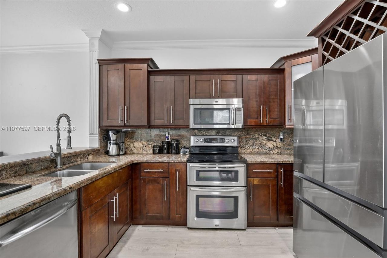 10614 SW 17th Pl , Davie, FL 33324 Photo