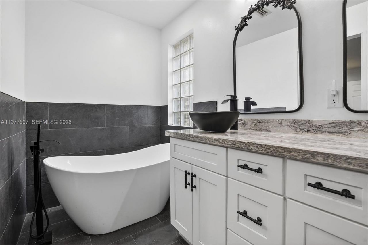 10614 SW 17th Pl , Davie, FL 33324 Photo