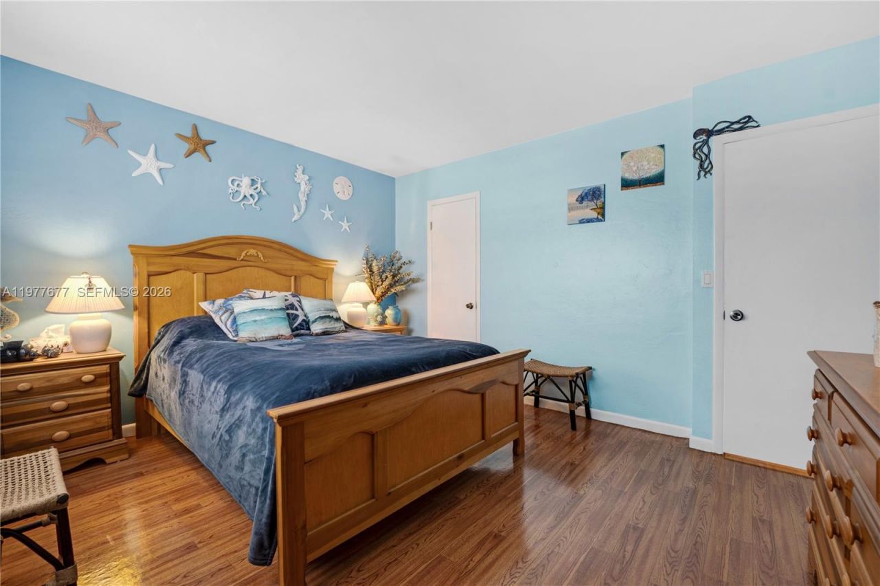 3701 Tyler St , Unit 211, Hollywood, FL 33021 Photo