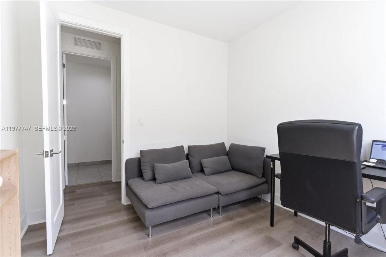 4395 NW 80th Ct , Doral, FL 33166 Photo