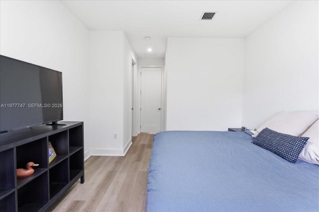 4395 NW 80th Ct , Doral, FL 33166 Photo