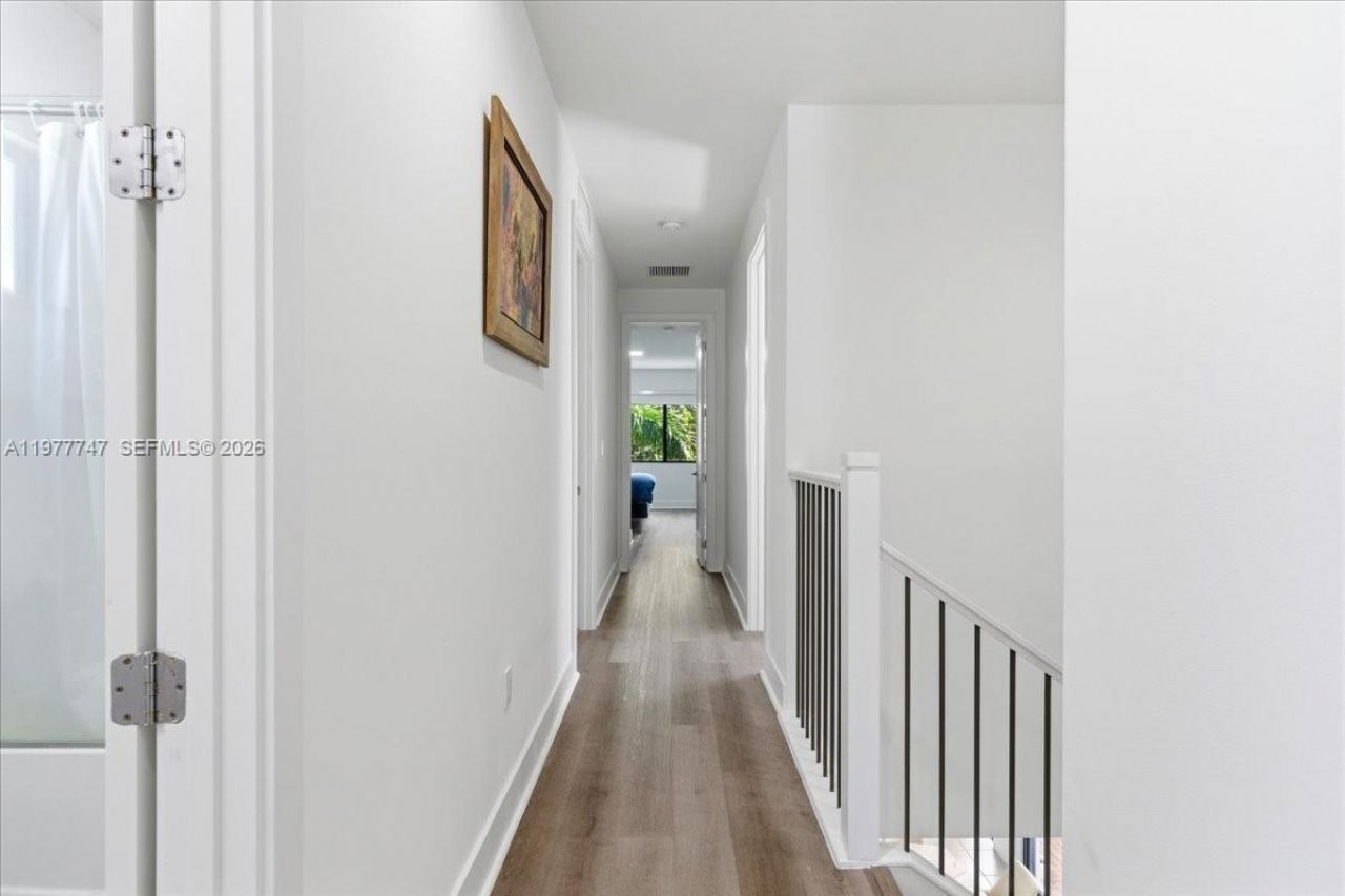 4395 NW 80th Ct , Doral, FL 33166 Photo