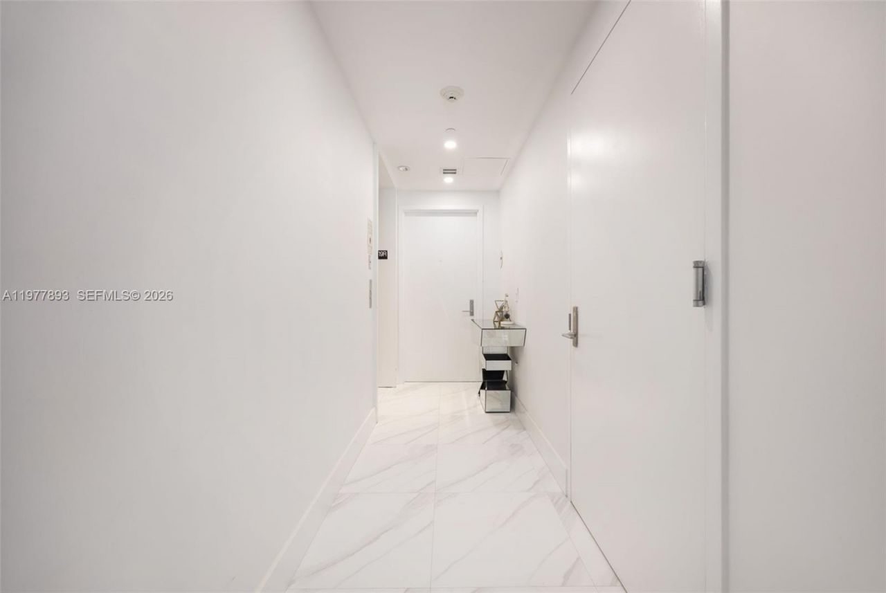 3131 NE 7th Ave, Unit 1902, Miami, FL 33137 Photo